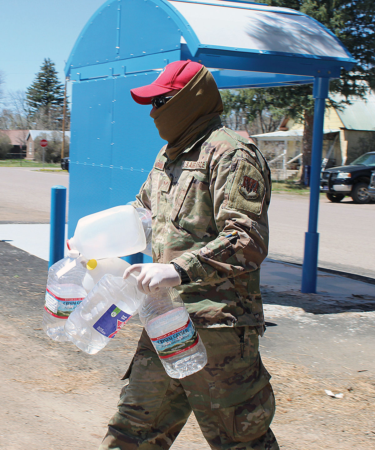 National Guard delivers water to Chama vert